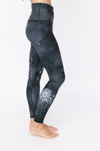 Celestial Ram Black Tye Pocket Legging