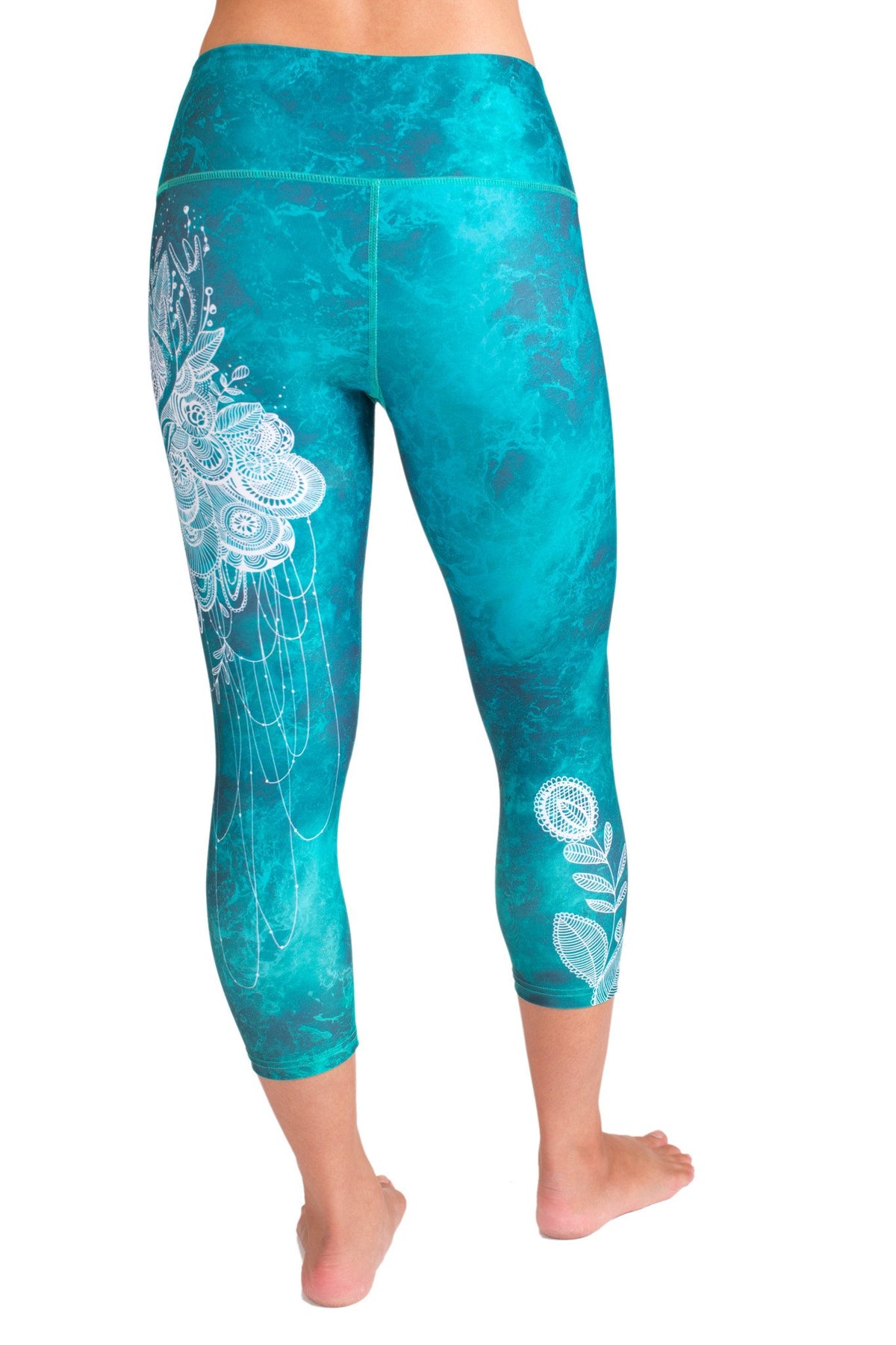 Deer Love Capri – Nominou - Main Image