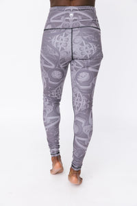 Eagle Frog  Midnight Plum Luxe Pocket Leggings