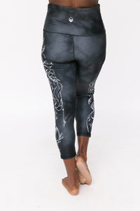 Lotus Moon Pocket Capri