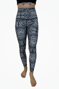 Snowy Owl Graphite Luxe Pocket Leggings