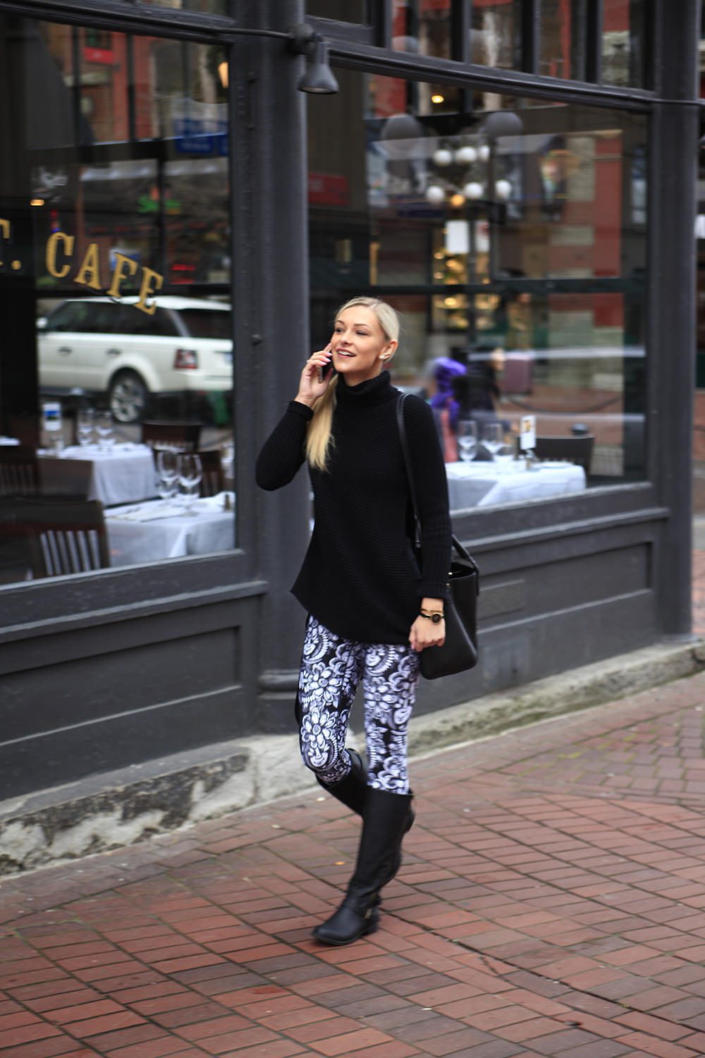Nic Black & White Capri