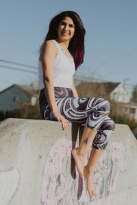 Wolf and Moon Black Capri