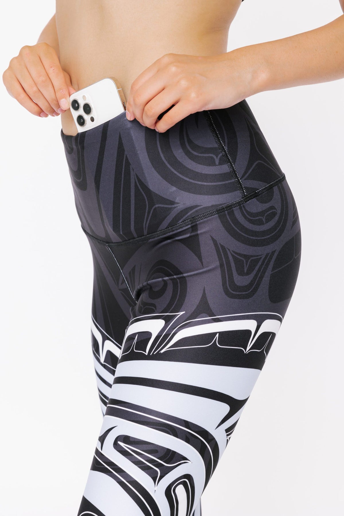 Wolf and Moon Black Legging