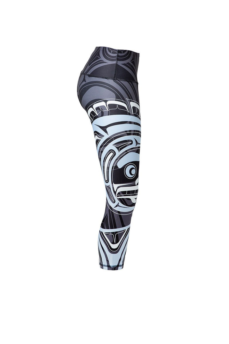 Wolf and Moon Black Capri