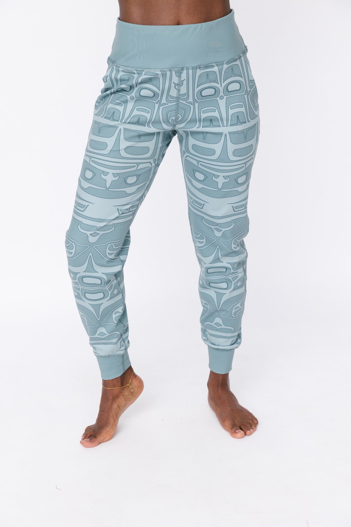 Spirit Bear Sage Pocket Jogger