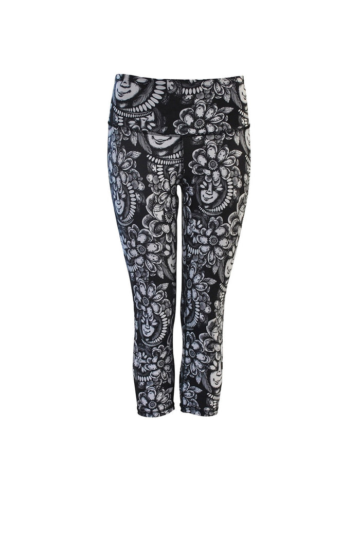 Nic Black & White Capri